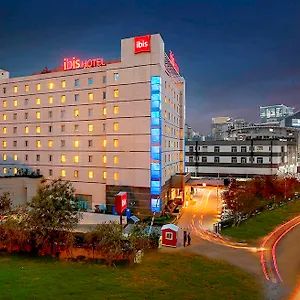 Ibis Golf Course Road - An Accor Brand **** グルガウン
