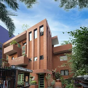 Firebrick Boutique Residences - Garnet House **** グルガウン